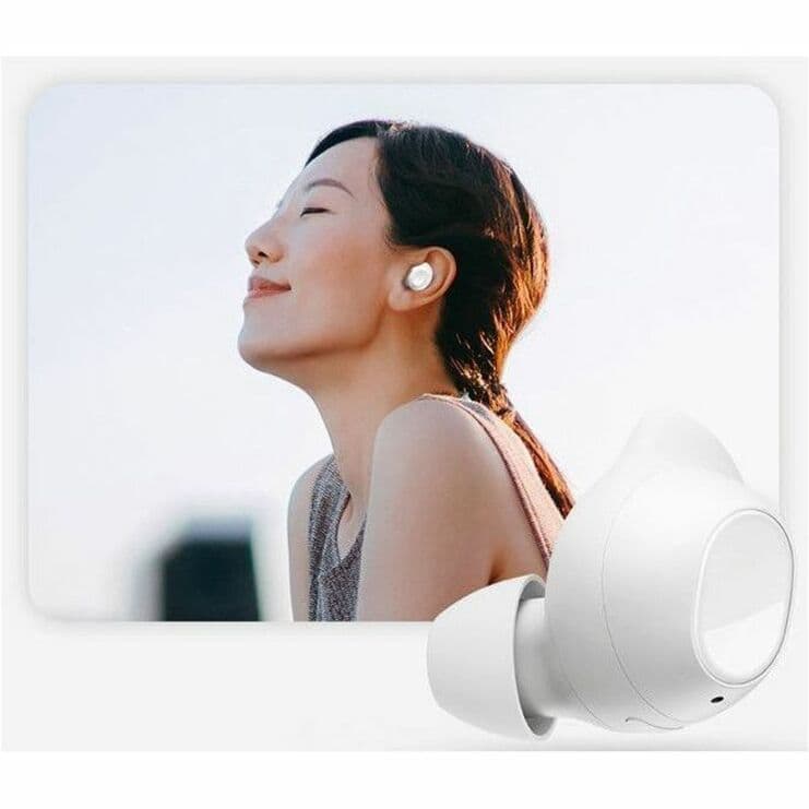 Samsung Galaxy Buds FE White wireless in-ear earbuds with compact charging case
