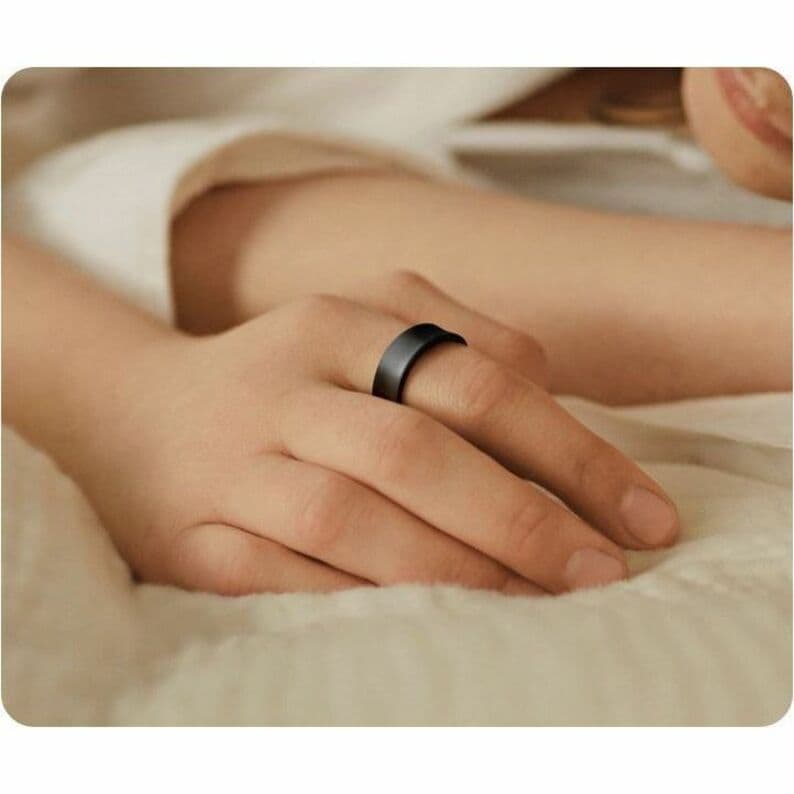 Samsung Galaxy Ring Size 9 Titanium Black smart ring for Android-only wellness tracking
