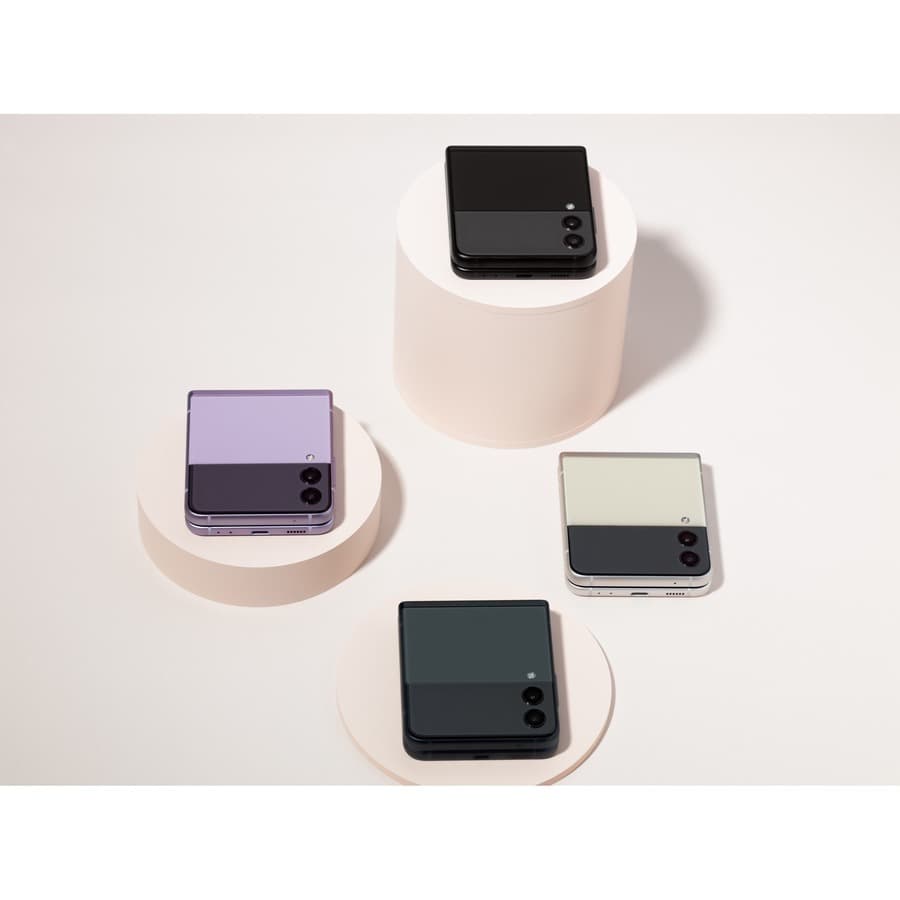 SAMSUNG - UNLOCKED PHONES B2C PHANTOM BLACK 128GB SAMSUNG GALAXY Z FLIP 3 128GB view 17