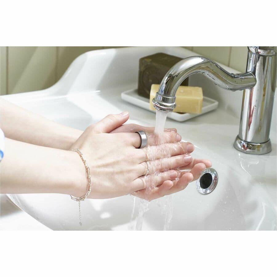 Samsung Galaxy Ring Size 6 in Titanium Silver smart ring wearable