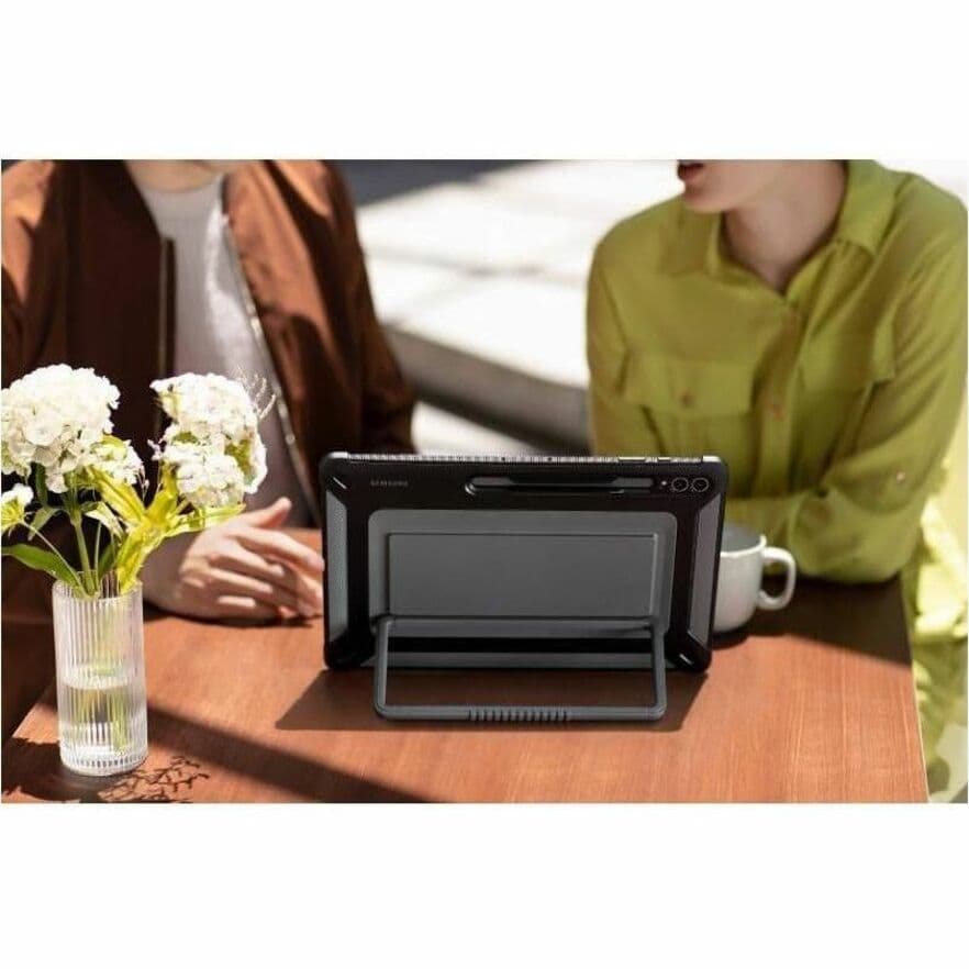 Samsung Galaxy Tab S9 Ultra business tablet in gray with expansive 14.6-inch display