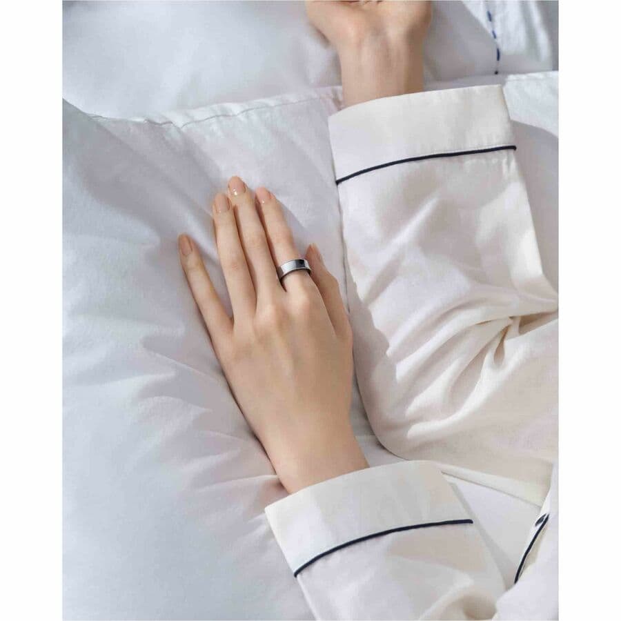 Samsung Galaxy Ring Size 7 Silver titanium wearable ring