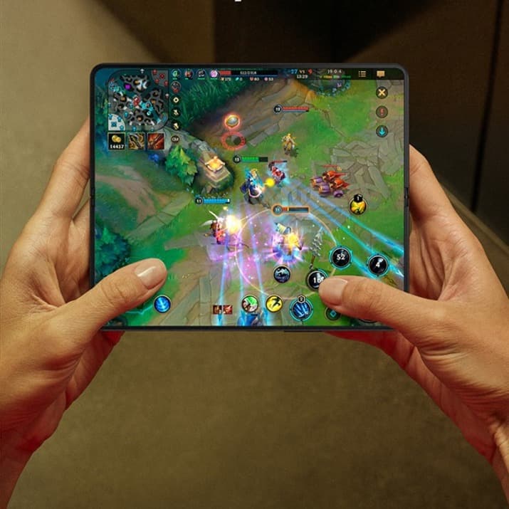 SAMSUNG- UNLOCKED PHONES B2B GALAXY Z FOLD4 5G 512GB UNLOCKED PHANTOM BLACK view 3