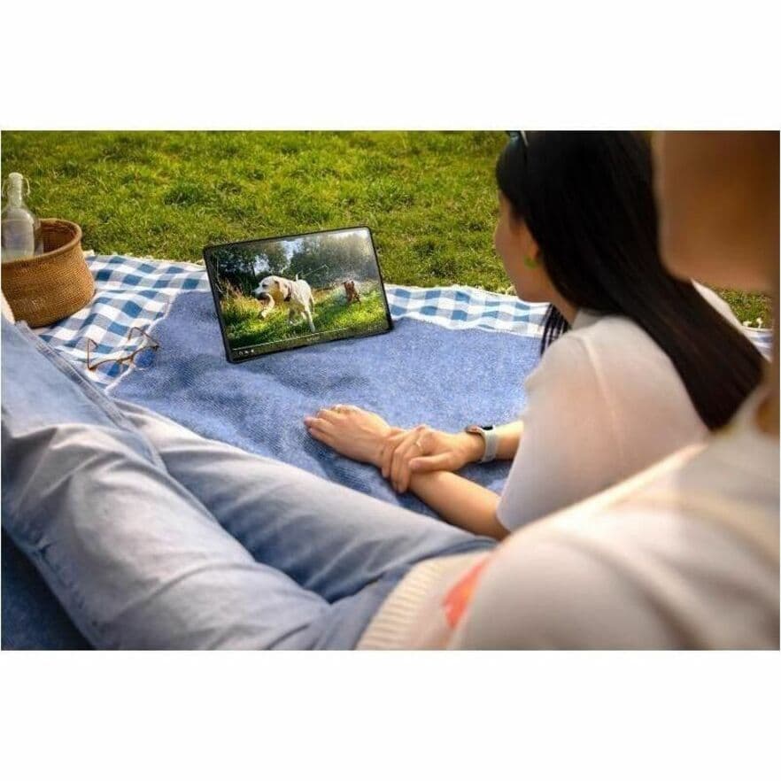 Samsung Galaxy Tab S9 Ultra business tablet in gray with expansive 14.6-inch display