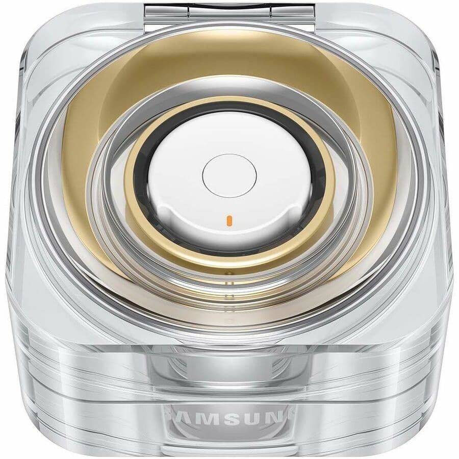 Samsung Galaxy Ring Size 6 in gold titanium finish