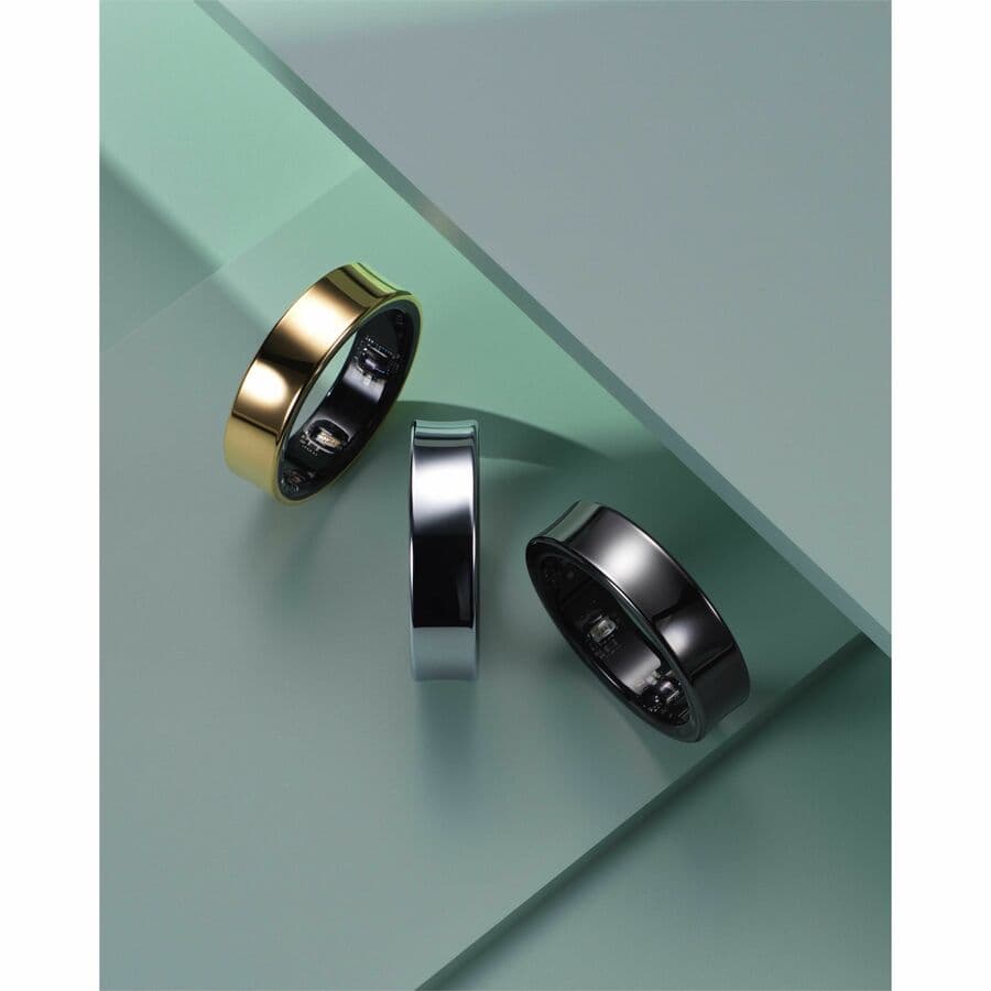 Samsung Galaxy Ring Size 7 Gold titanium wearable ring for sleep and wellness tracking