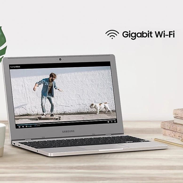 Samsung Chromebook 4 XE310XBA-KD1US in platinum with 11.6 inch display