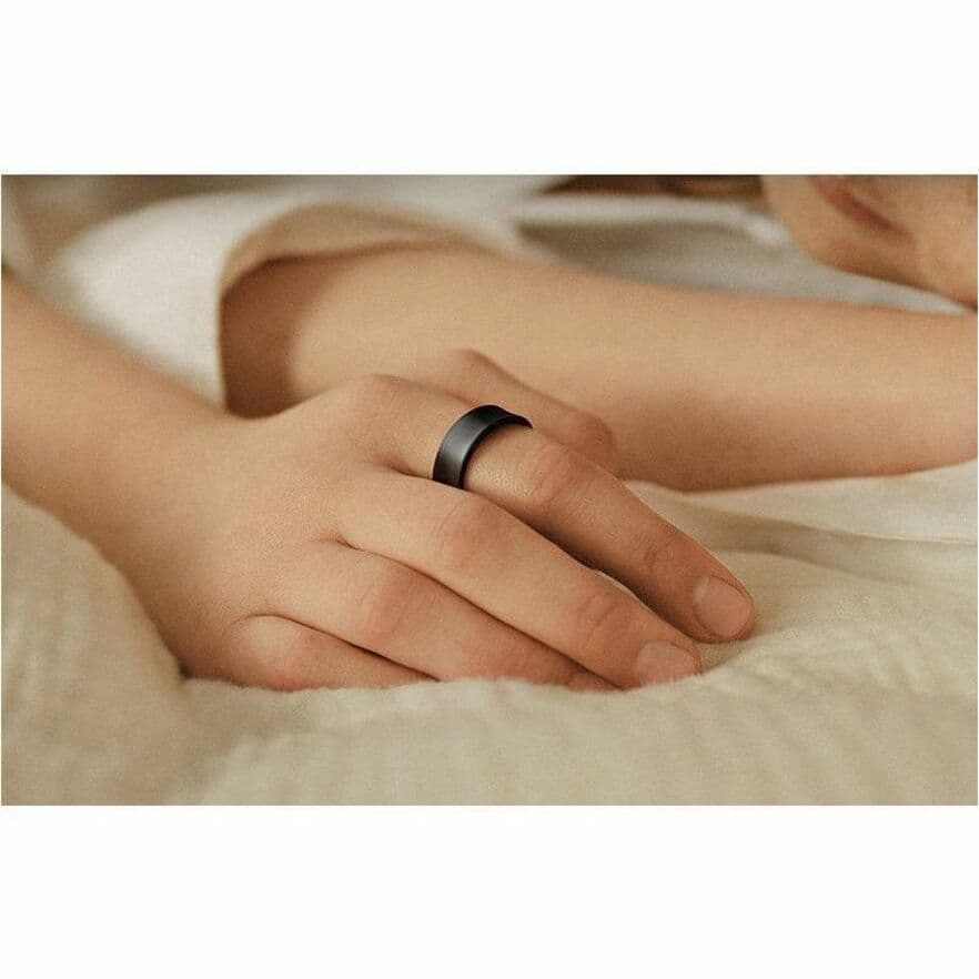 Samsung Galaxy Ring Size 12 in Black, discreet screen-free wearable for wellness tracking