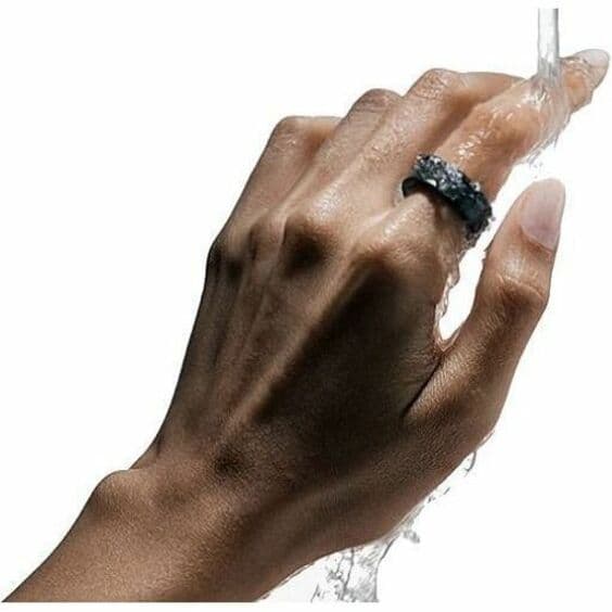 Samsung Galaxy Ring Size 13 Black titanium smart ring for sleep and heart rate tracking