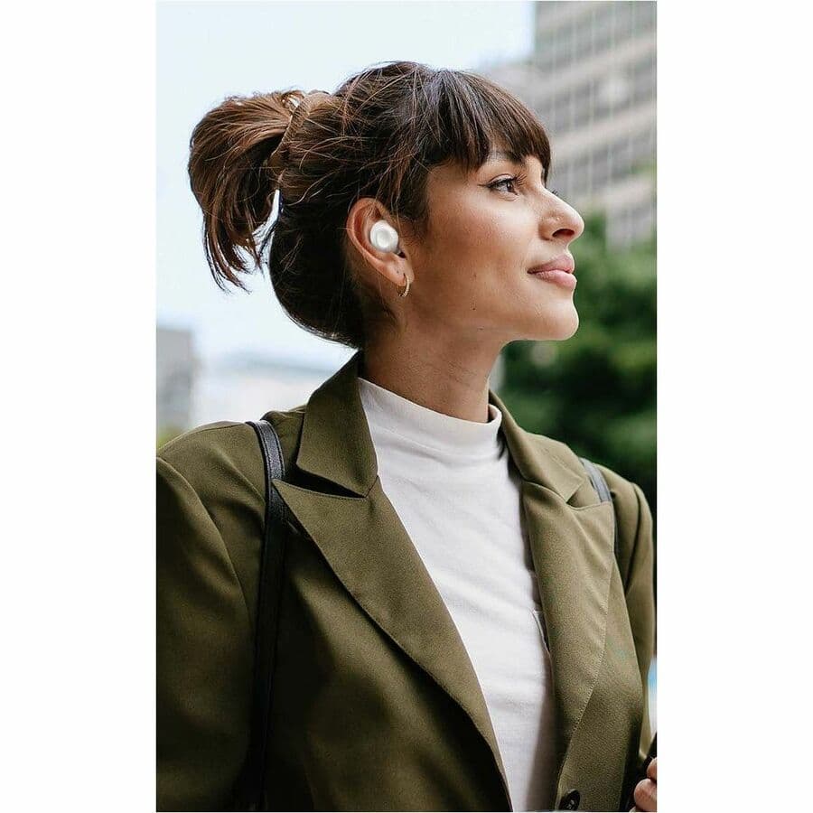 Samsung Galaxy Buds FE White wireless in-ear earbuds with compact charging case